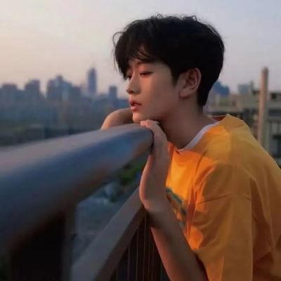 娱乐吃瓜头像男真人图片